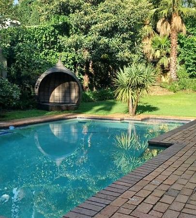 Matina Guest House Johannesburg Buitenkant foto
