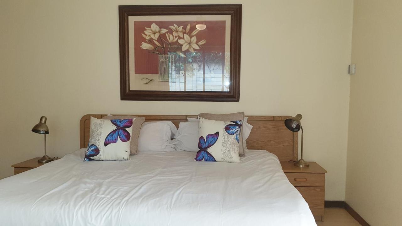 Matina Guest House Johannesburg Buitenkant foto