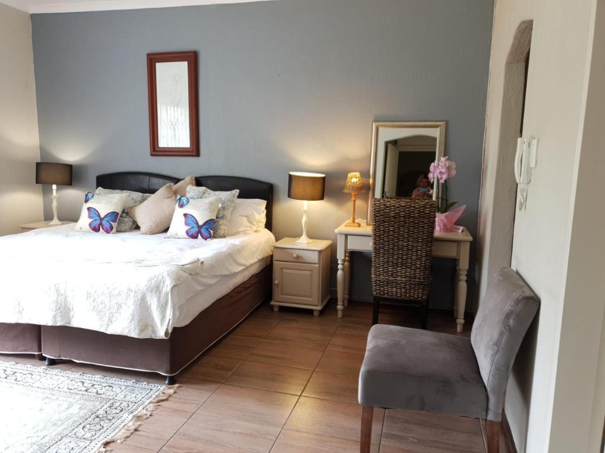 Matina Guest House Johannesburg Buitenkant foto