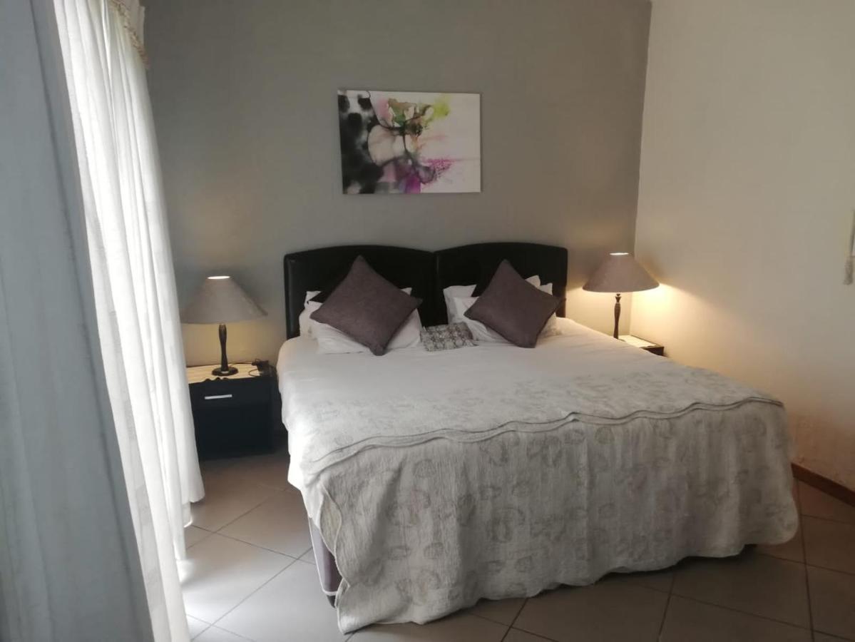 Matina Guest House Johannesburg Buitenkant foto
